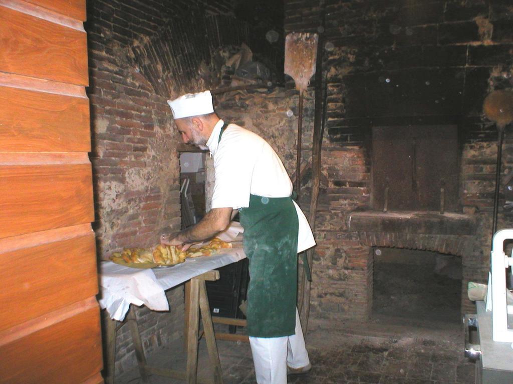 Borgo Rapale Villa Buitenkant foto